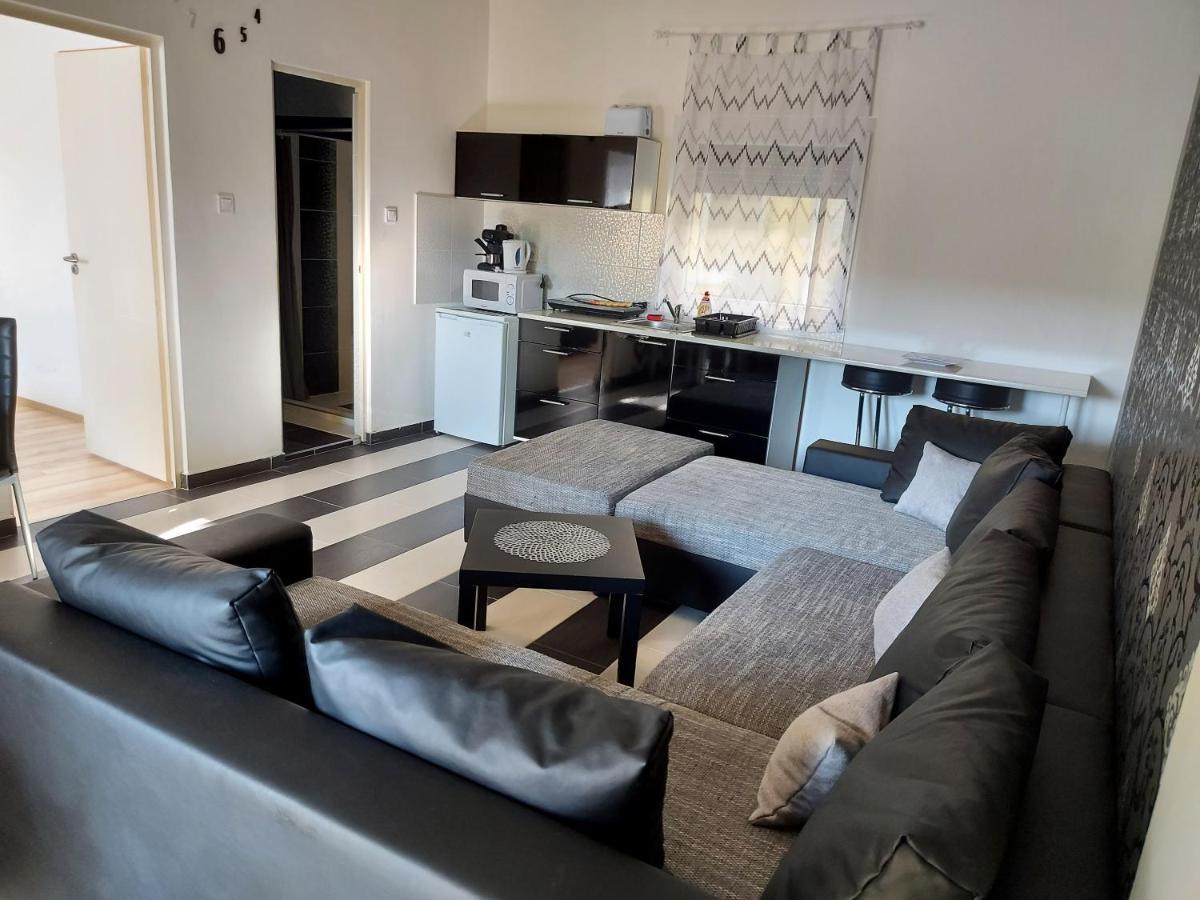 Corner Apartman 5 Сиофок Екстериор снимка