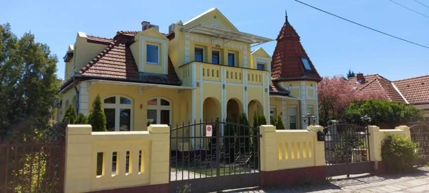 Corner Apartman 5 Сиофок Екстериор снимка
